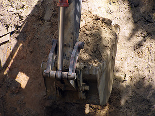 Image showing Ladle of a dredge