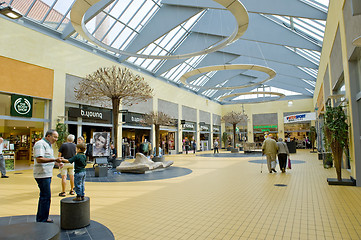 Image showing Shopping hall