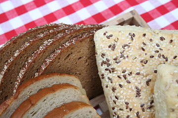 Image showing Different kinds of bread