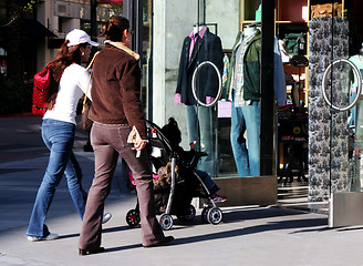 Image showing Girls going shopping