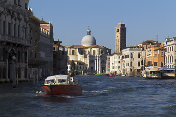 Image showing Motorboat on the Grand Canal 