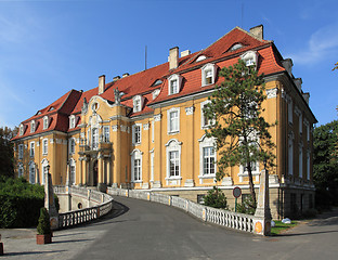 Image showing Mansion