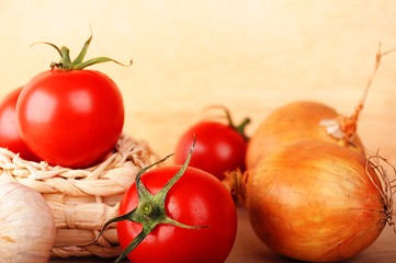 Image showing tamatoes and garlic