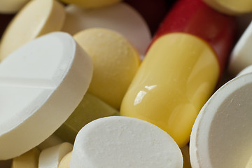 Image showing various pills