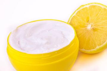 Image showing revitalizing cream