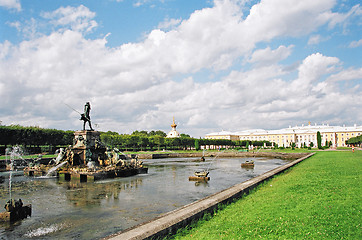 Image showing Peterhof. Fountains.