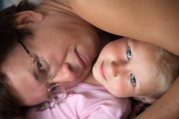 Image showing father and daughter