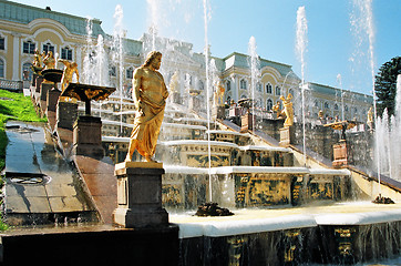 Image showing Peterhof. Great cascade.