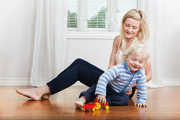 Image showing Mother and child playing