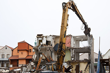 Image showing Demolition of flats 