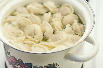 Image showing ravioli in a saucepan