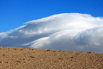 Image showing Cloud and desert