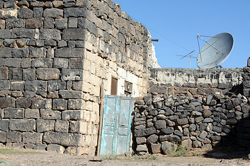 Image showing House with TV