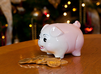 Image showing Piggy bank at xmas