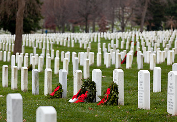 Image showing Xmas wreaths in Arlington Cemetery