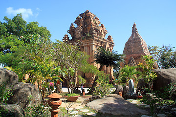 Image showing Garden and cham towers