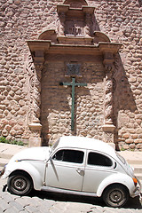 Image showing Church and car