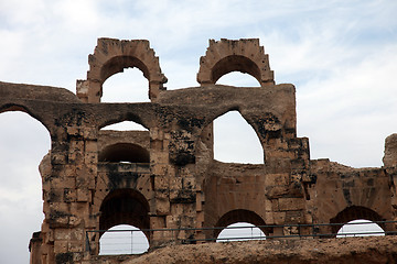 Image showing The amphitheater in El-Jem, Tunisia