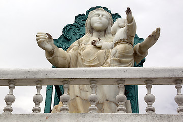 Image showing Statue