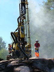 Image showing The drilling man