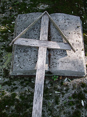 Image showing Cross and Holy Bible