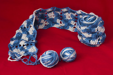 Image showing Ball of yarn and knitting skewers