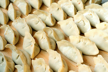 Image showing Chinese raw dumplings