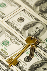 Image showing Key and money