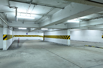 Image showing garage car park