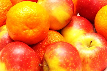 Image showing Apples and tangerines