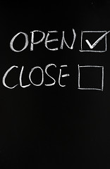 Image showing Open and close checkboxes on blackboard