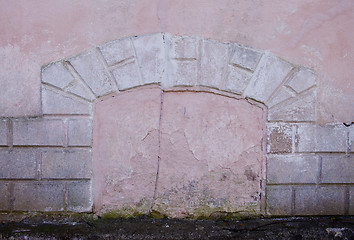 Image showing Ancient wall of old abandoned building in oldtown.