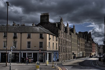 Image showing Edinburgh street and abbey