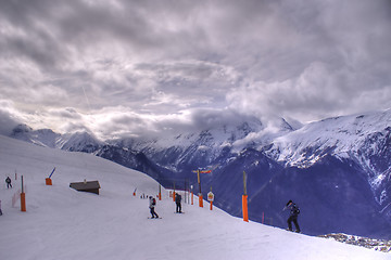 Image showing Skiing in Alpes