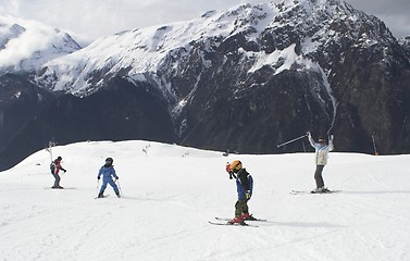 Image showing Child Ski vacation in Alpes