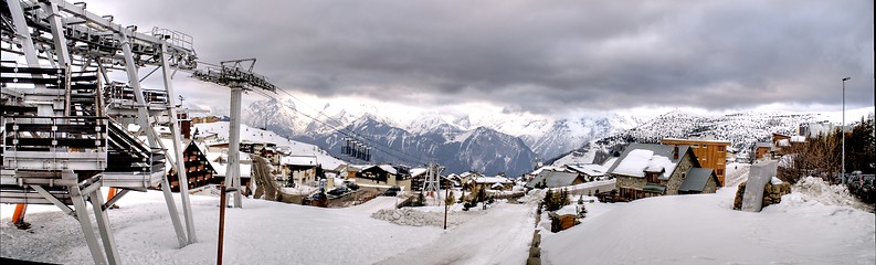 Image showing Panorama - Ski vacation in Alpes