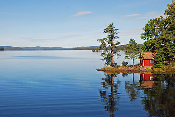 Image showing Reflection on still lake