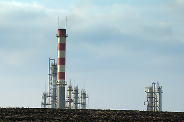 Image showing Oil and chemical refinery