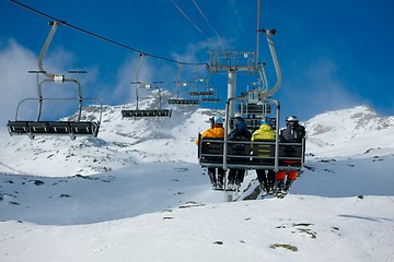 Image showing Skiing