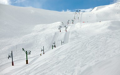 Image showing Skiing