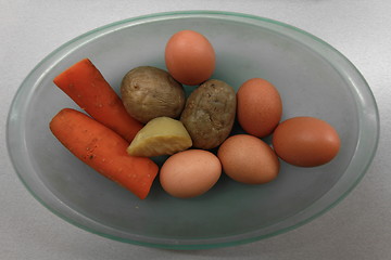 Image showing eggs  and  vegetables 