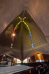 Image showing St Mary's Cathedral Cross Stained Glass and Pipe Organ