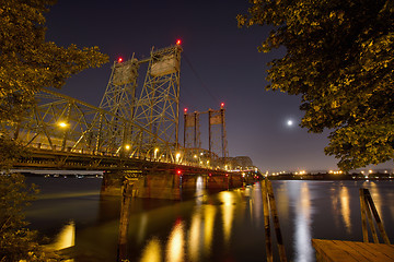 Image showing Columbia River Crossing Interstate Bridge at Night