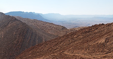 Image showing Gorge in the Large Crater (Makhtesh Gadol) in Israel desert