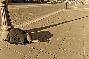 Image showing Panhandler on the streets of Rome