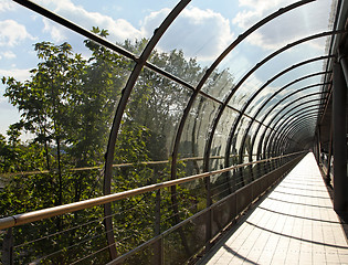 Image showing Glass tunnel left