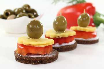 Image showing canape mit cheese