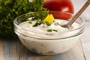 Image showing Delicious cream cheese with chives and vegetables