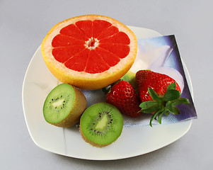 Image showing Fruit plate #2
