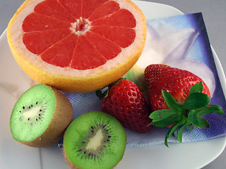Image showing Fruit plate #3